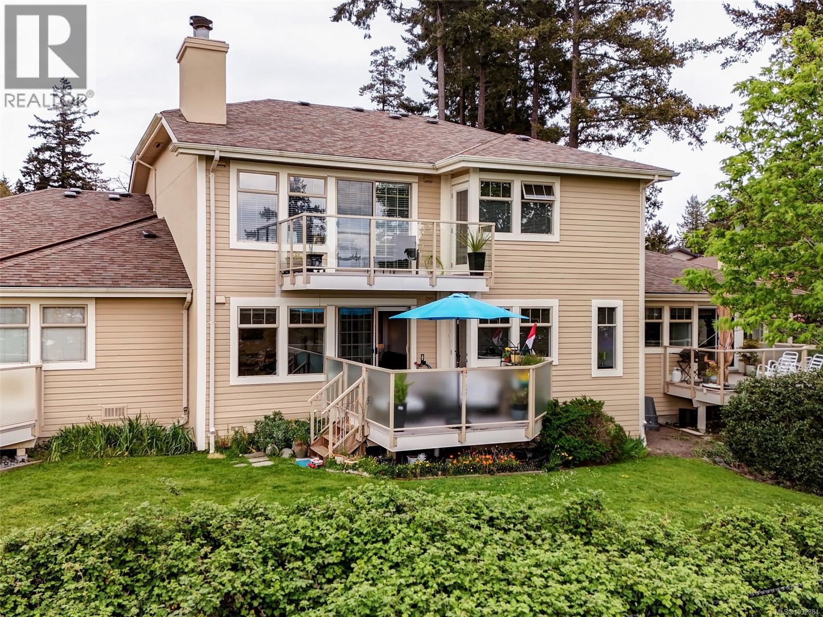 41 909 Admirals Road, Esquimalt