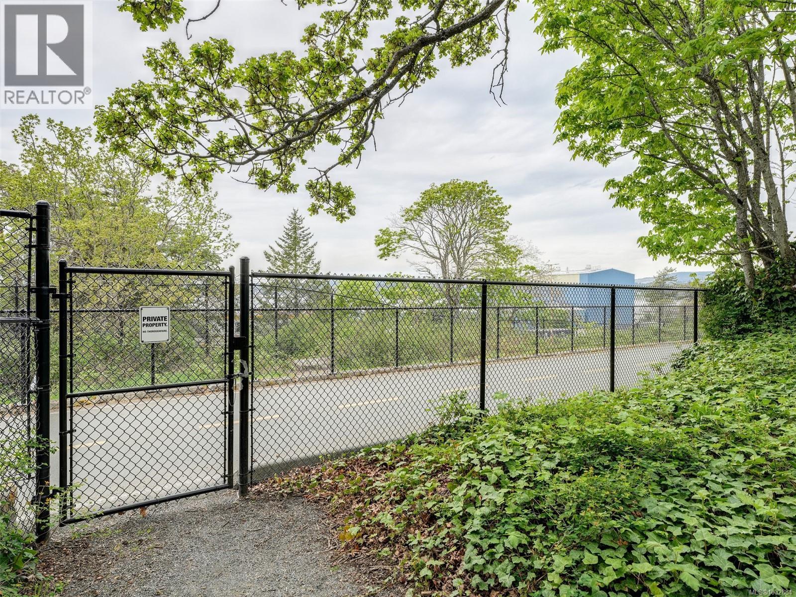 41 909 Admirals Road, Esquimalt