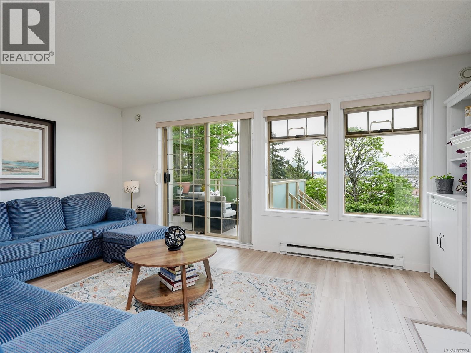 41 909 Admirals Road, Esquimalt