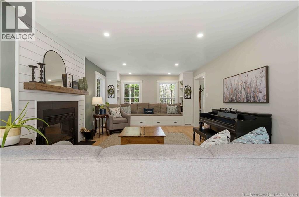 18 Pelican Court - 13