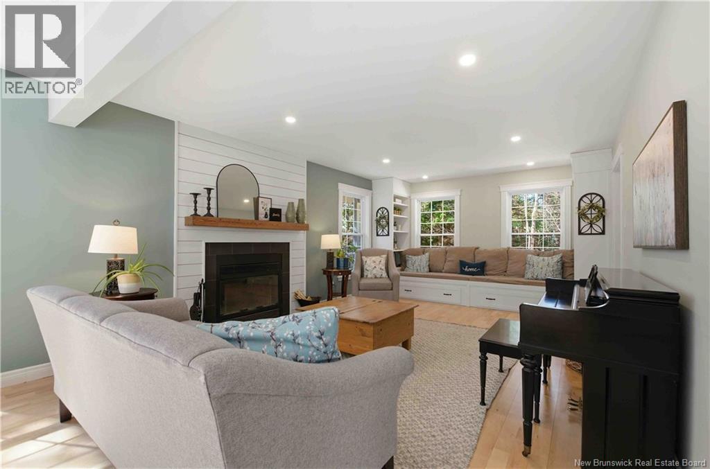 18 Pelican Court - 12