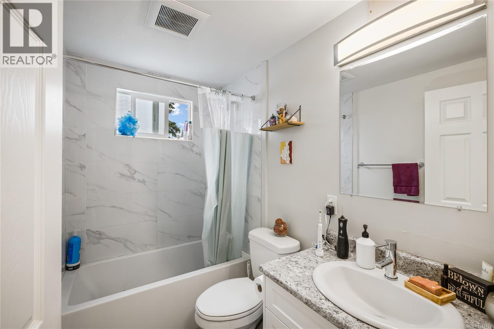 723 Nightingale Cres - 6