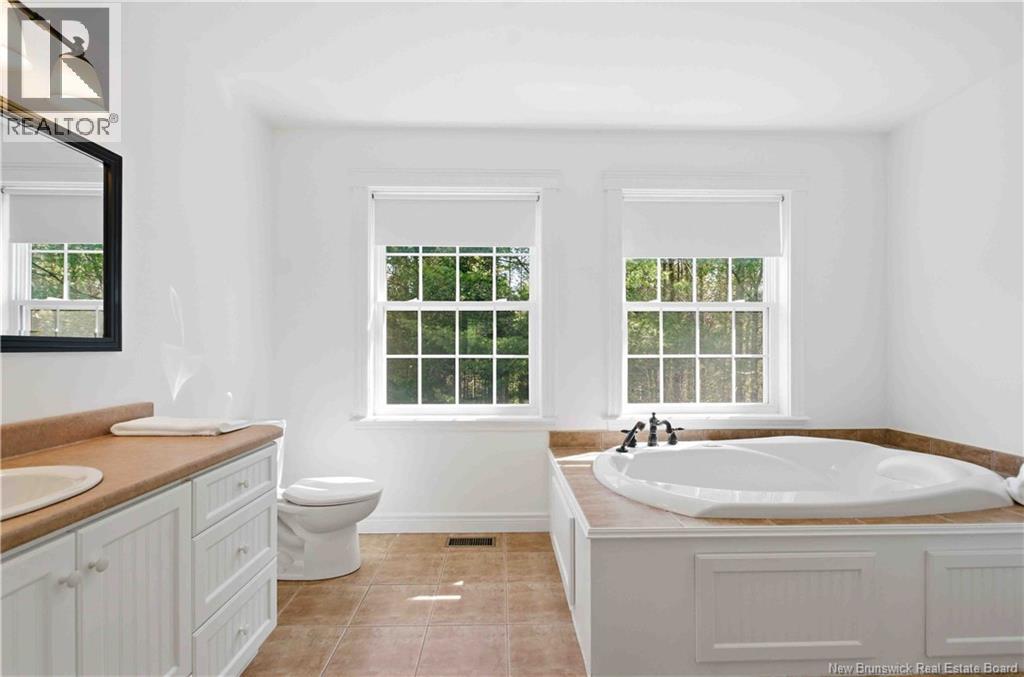 18 Pelican Court - 33