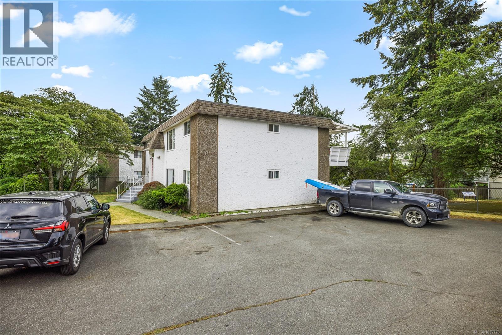 723 Nightingale Cres - 30