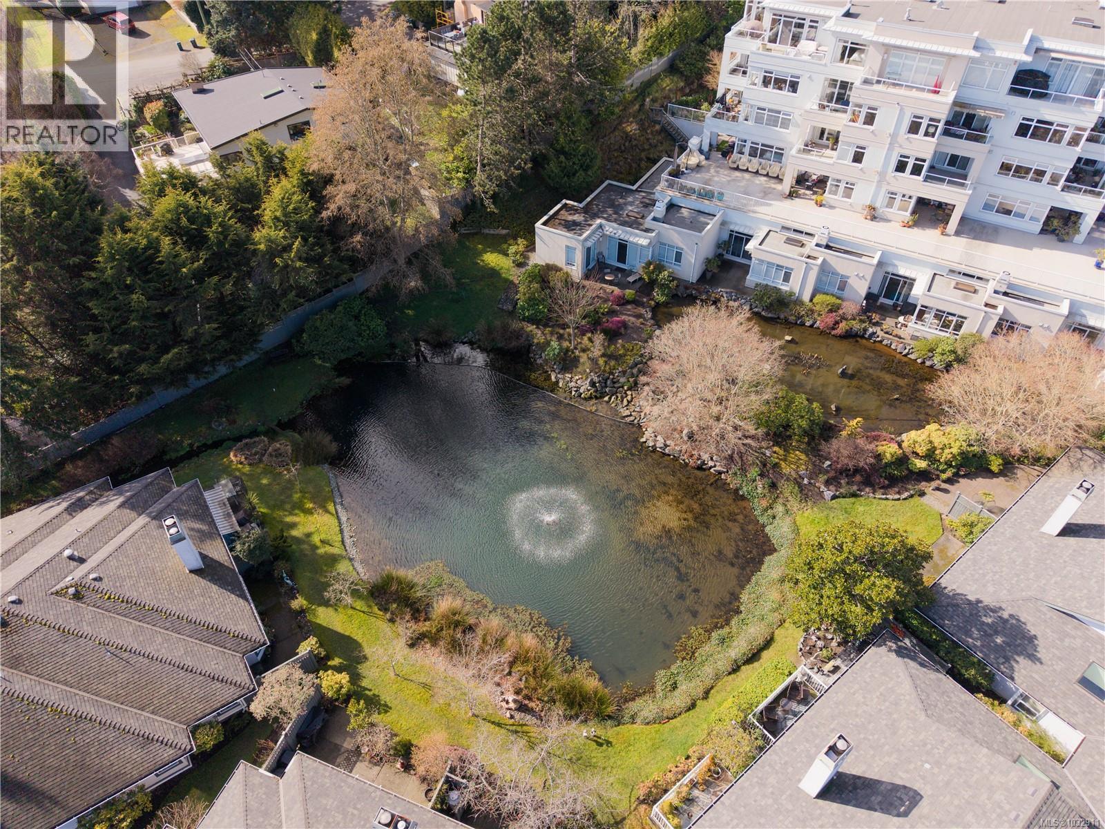 306 5110 Cordova Bay Road, Saanich