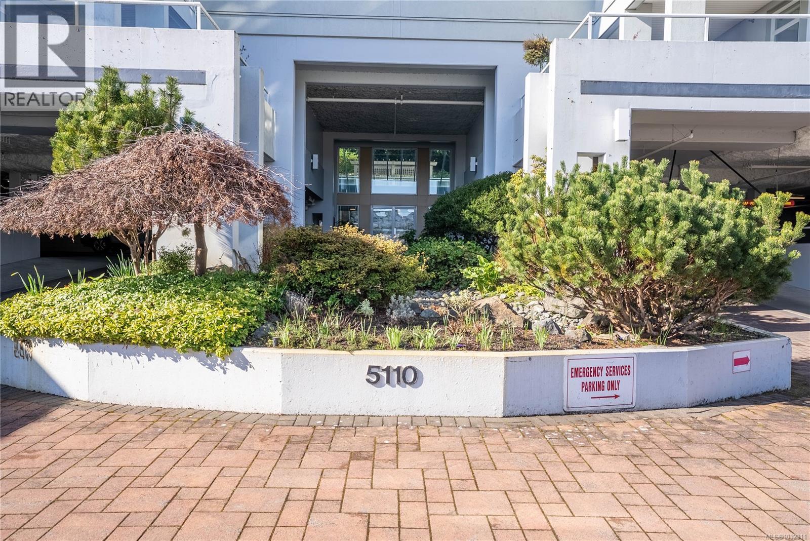 306 5110 Cordova Bay Road, Saanich