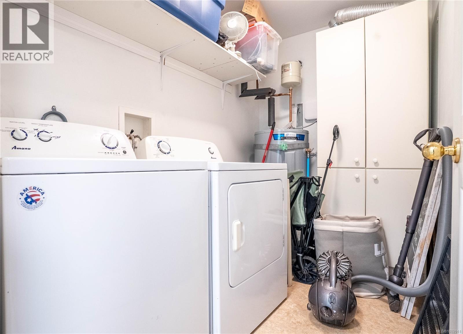 306 5110 Cordova Bay Road, Saanich