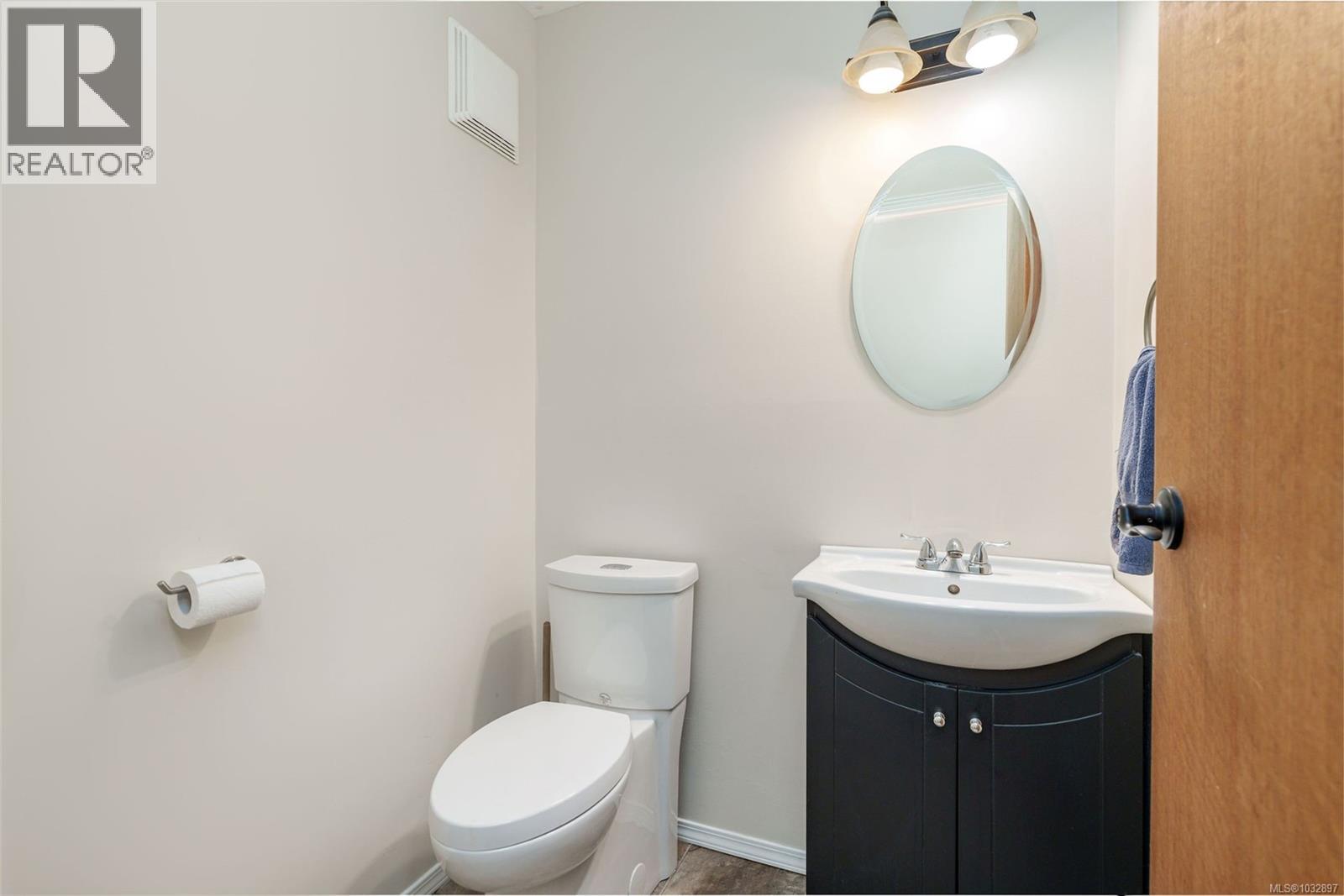 4510 Woodwinds Cres - 25