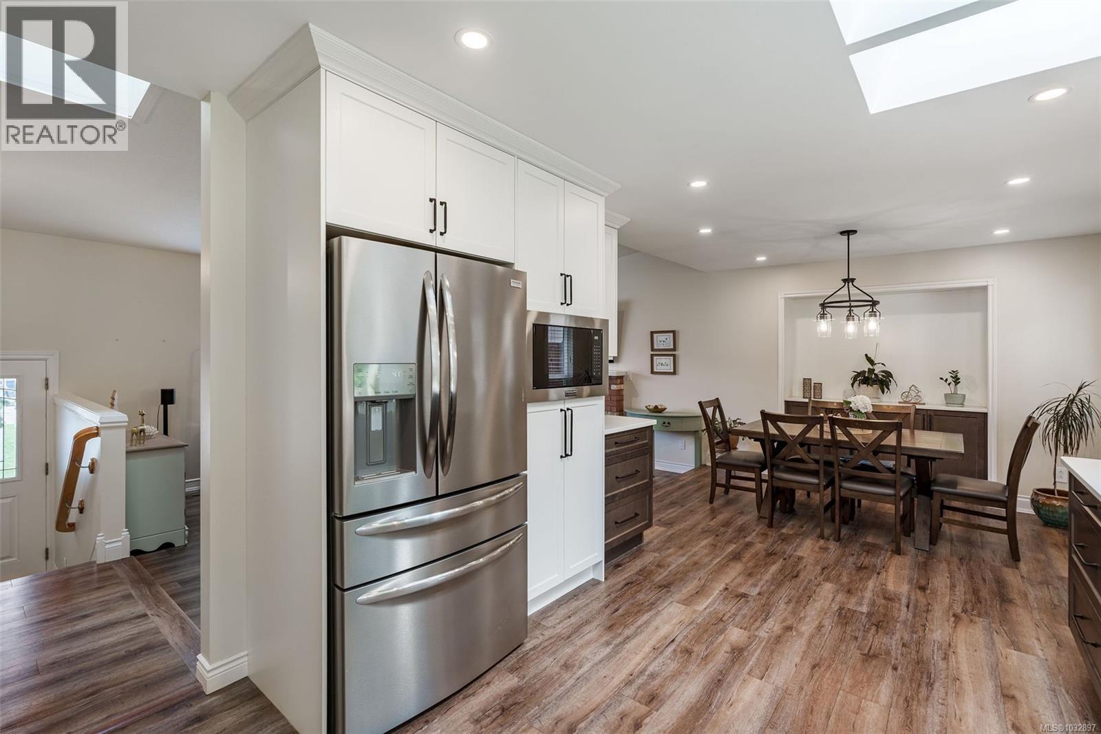 4510 Woodwinds Cres - 12