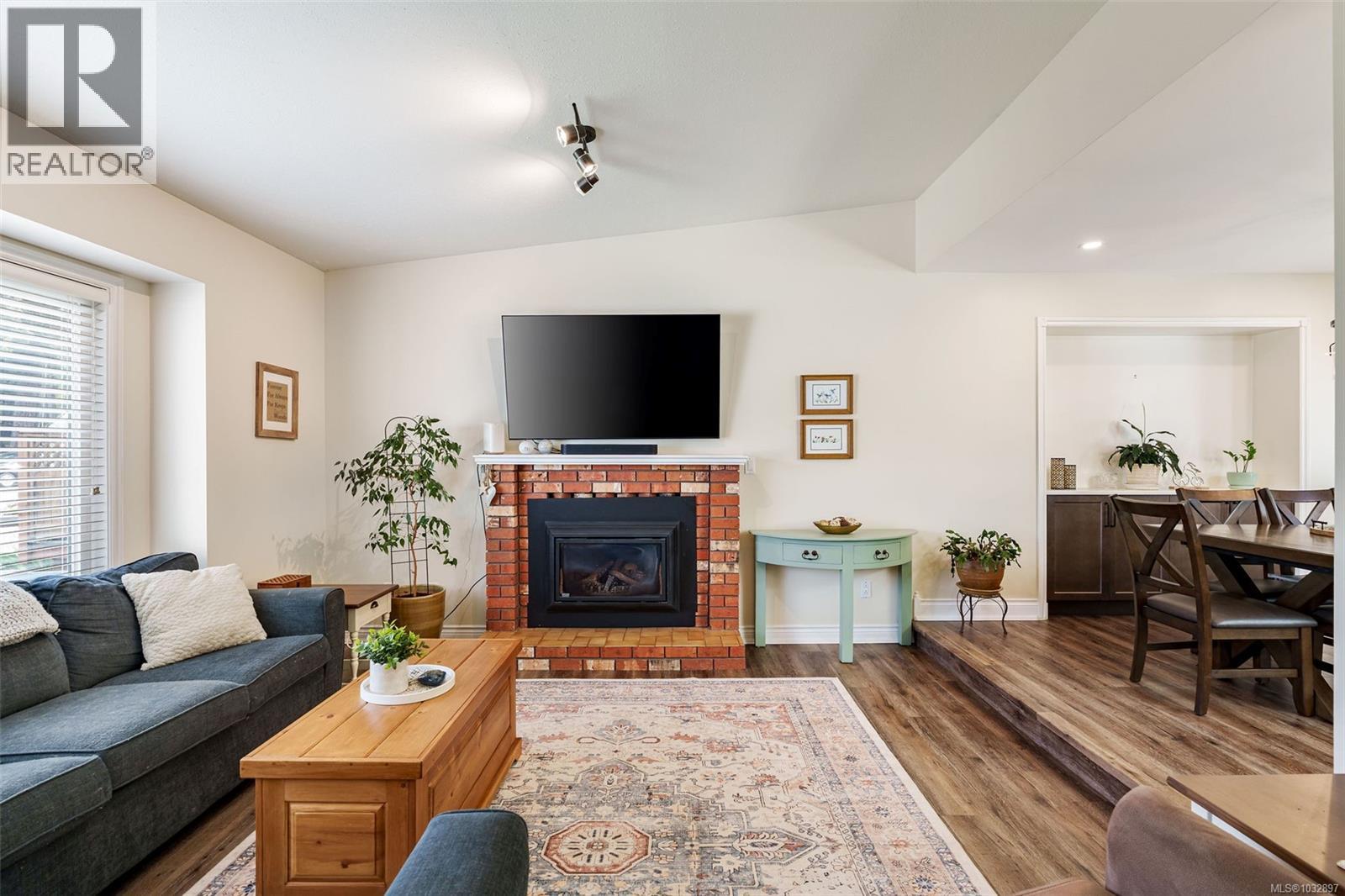 4510 Woodwinds Cres - 6