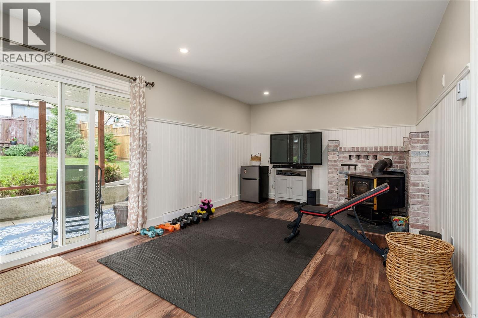 4510 Woodwinds Cres - 23