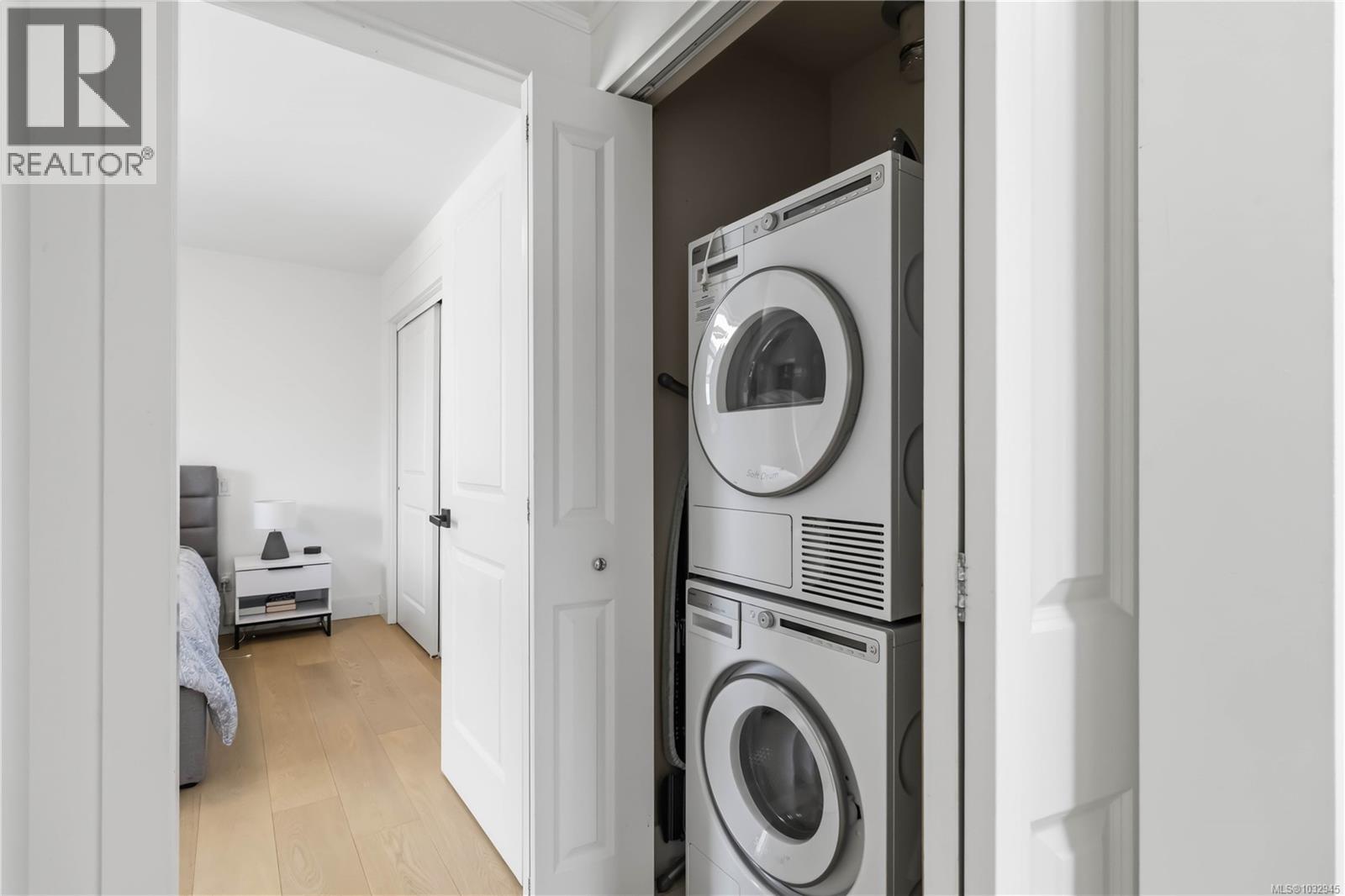 #1 1521 Belcher Ave - 26