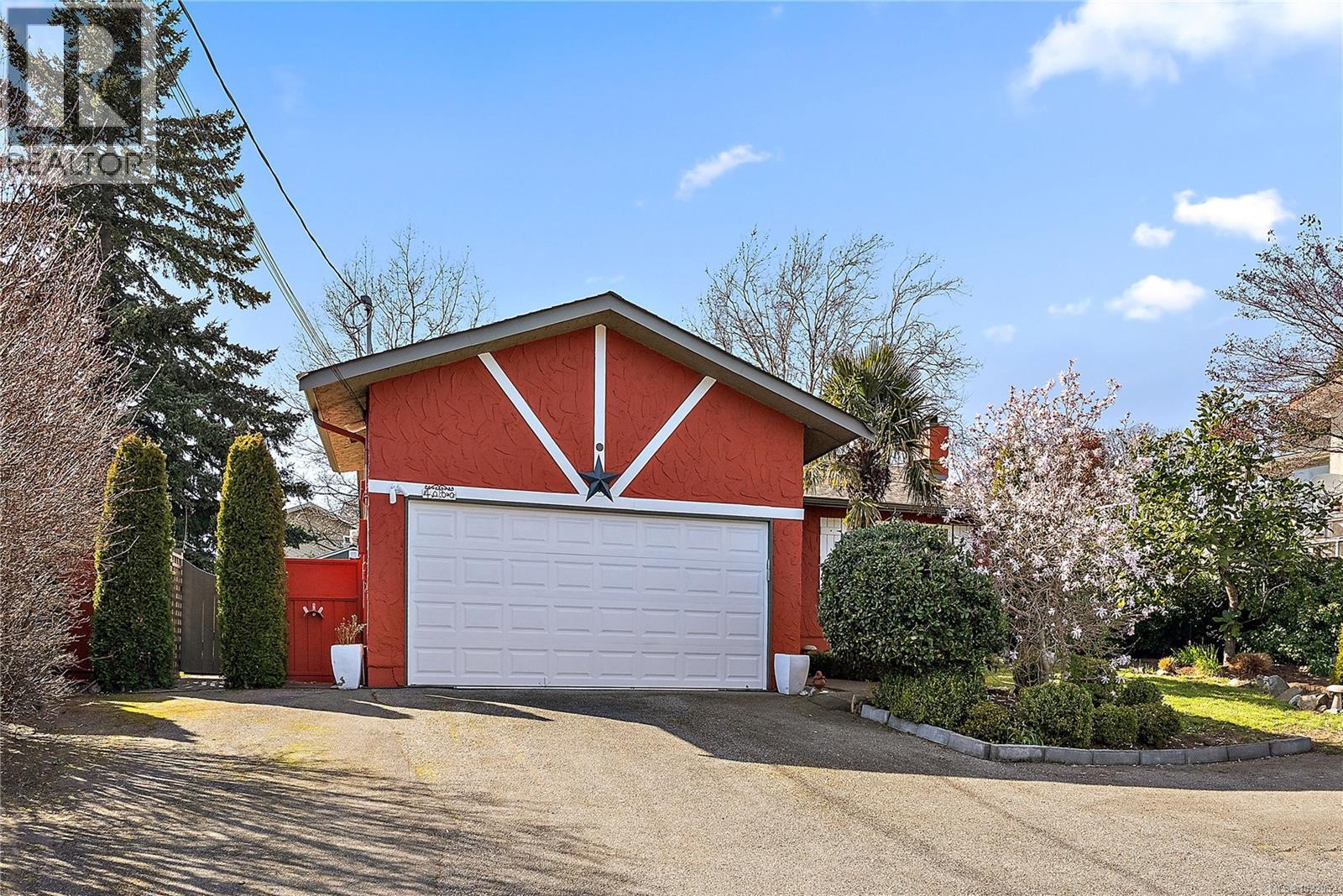  4000 Cedar Hill Road, Saanich