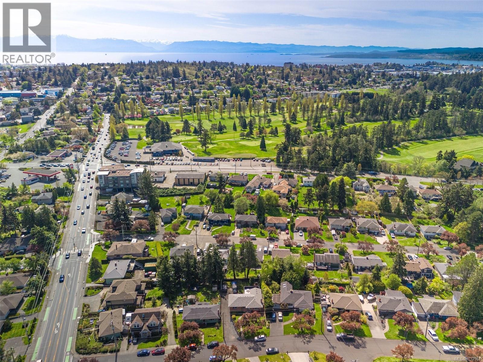  1094 Gosper Crescent, Esquimalt