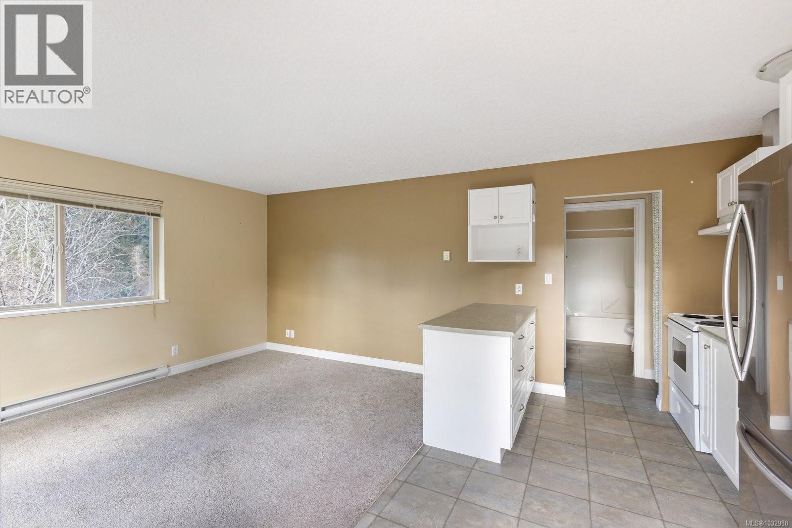  1450 White Pine Terrace, Highlands