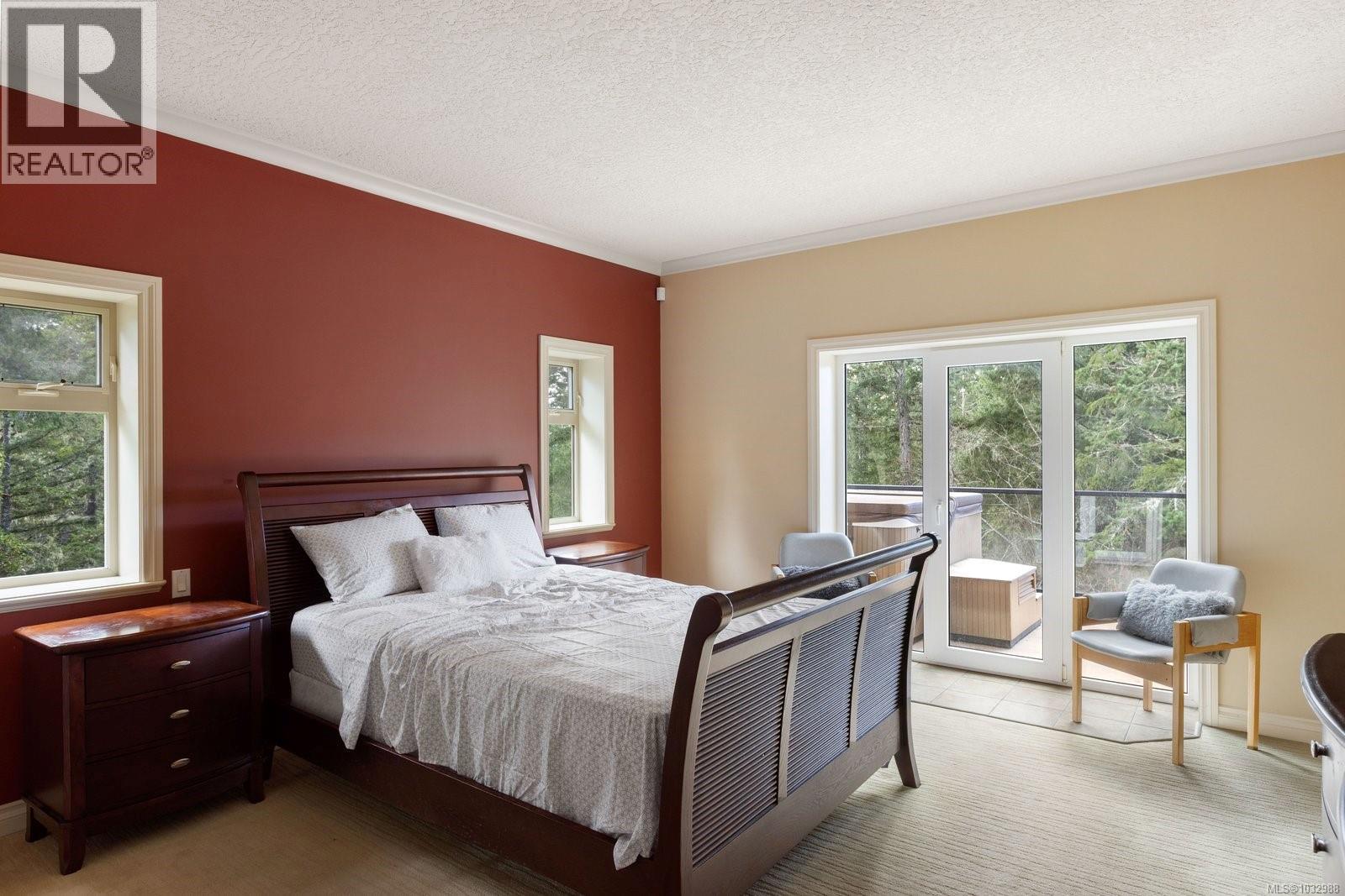  1450 White Pine Terrace, Highlands