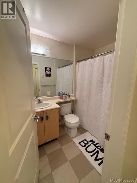 207 1550 Church Avenue, Saanich