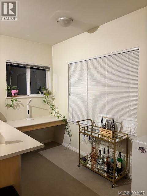 207 1550 Church Avenue, Saanich