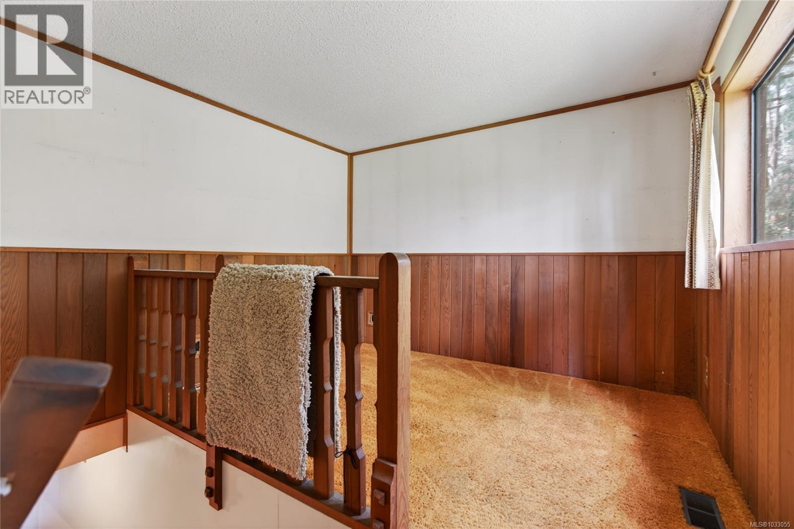 7191 ISLAND HWY - 20