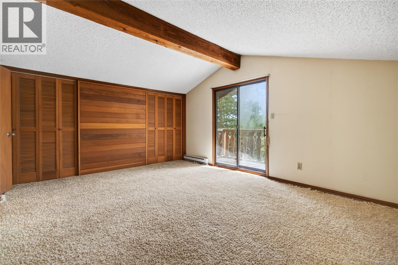 7191 ISLAND HWY - 25