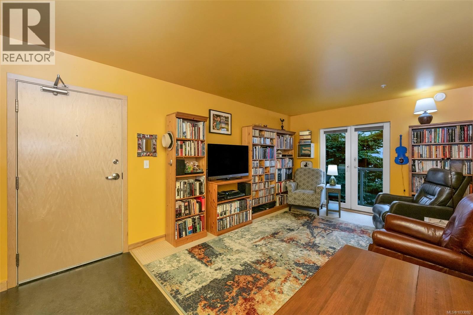 #204 787 Tyee Rd - 16