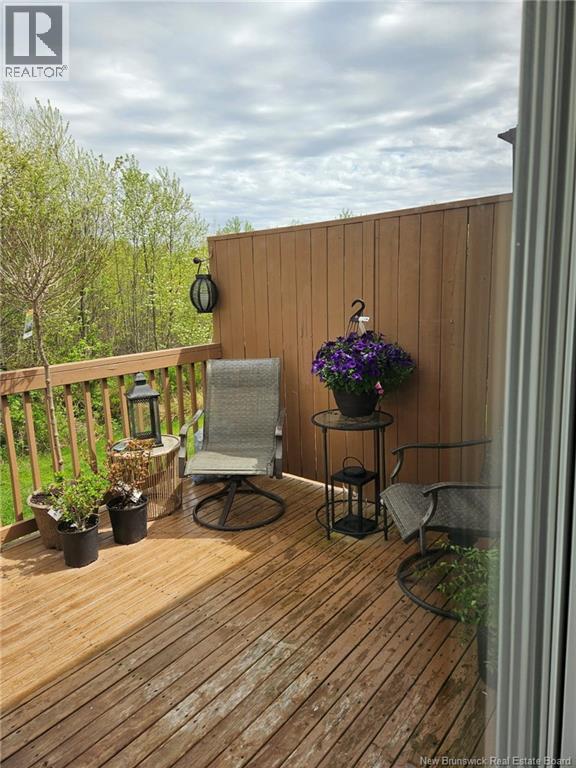 210 Lorette - Image 3