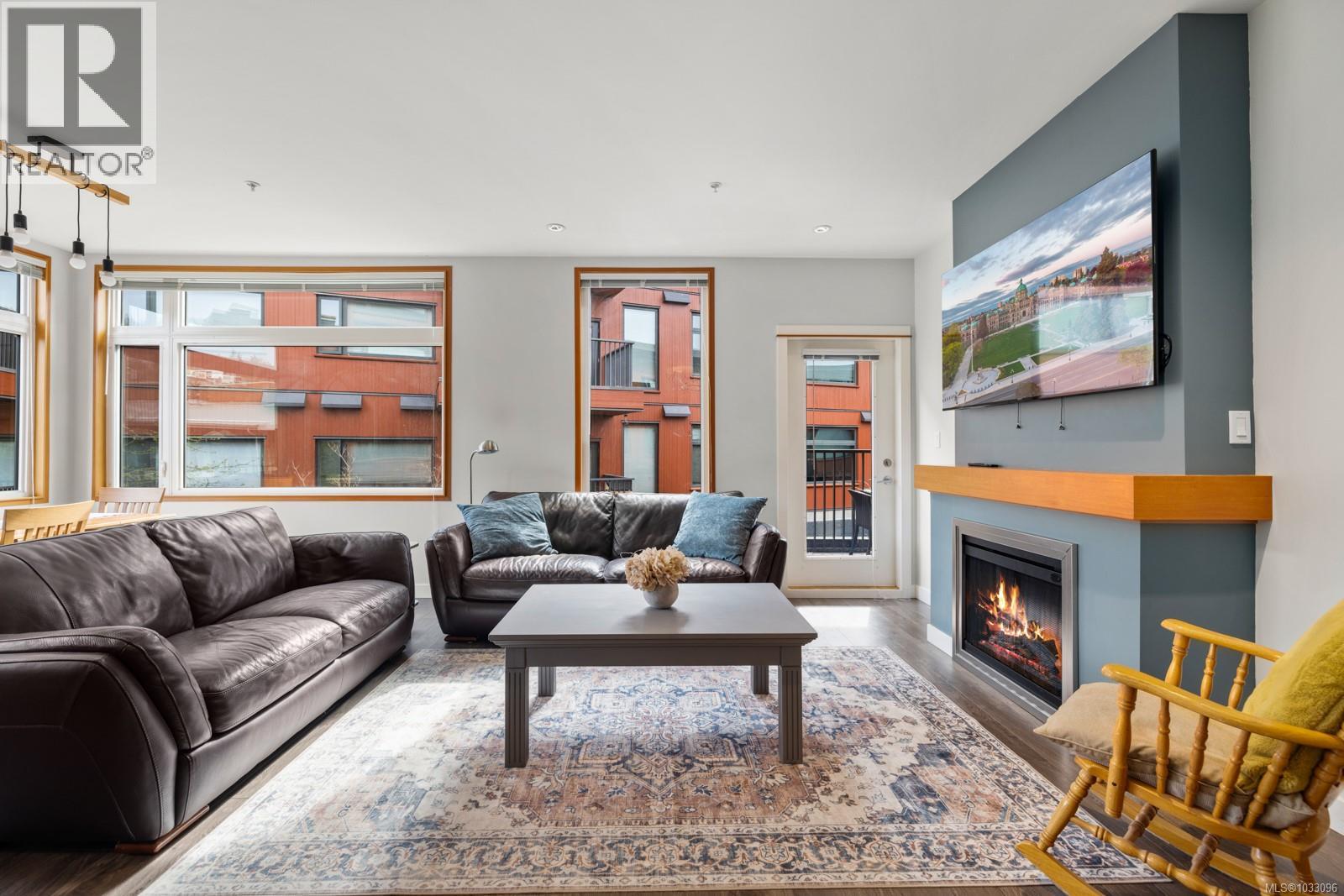 #207 150 Nursery Hill Dr - Image 2