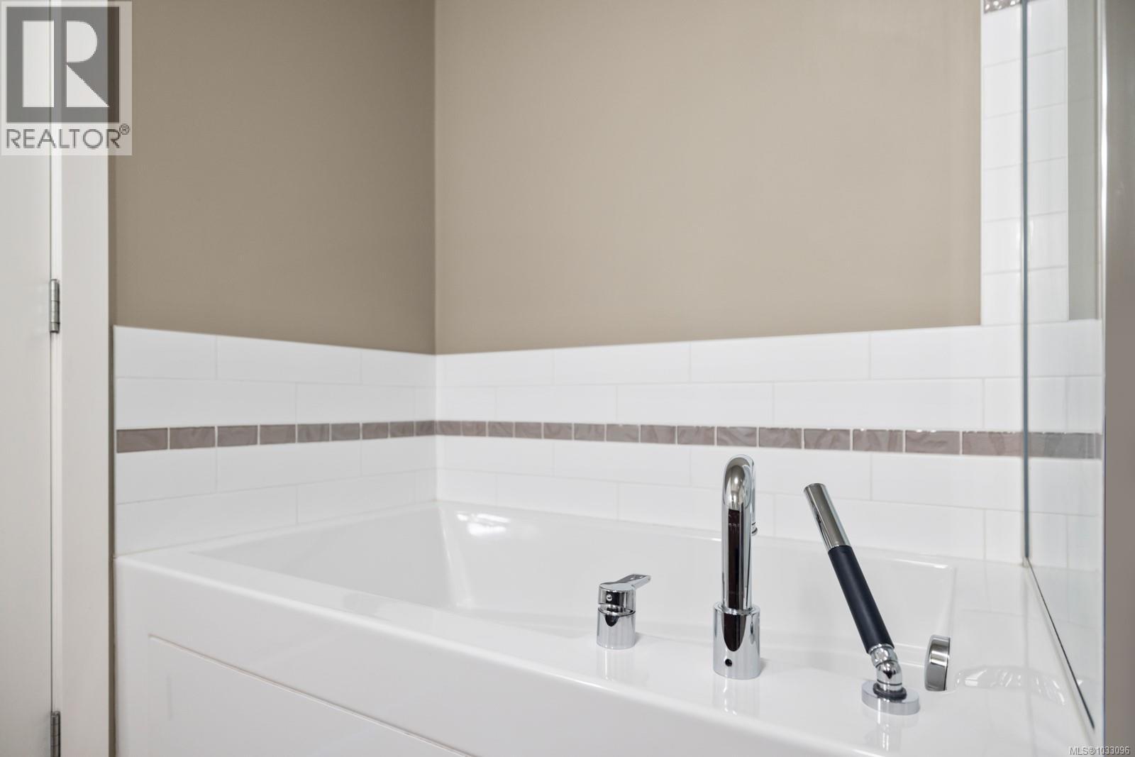 #207 150 Nursery Hill Dr - 20