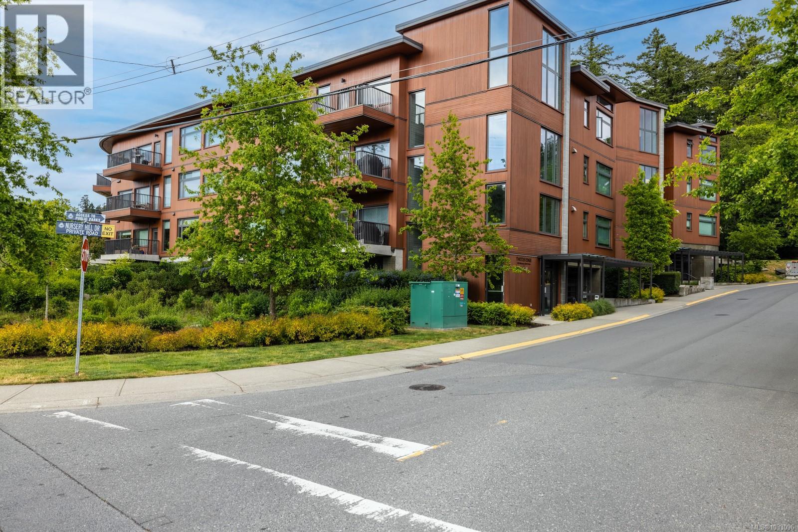 #207 150 Nursery Hill Dr - 28