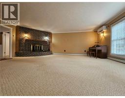 Foyer - 184 Main Street, Plaster Rock, NB E7G2E3 Photo 17
