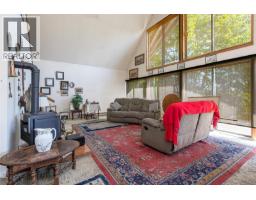 367 Mccurdy Dr, Malahat, BC V0R2L0 Photo 13
