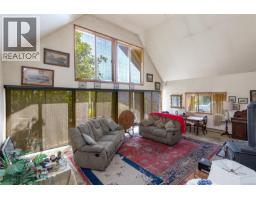 Kitchen - 367 Mccurdy Dr, Malahat, BC V0R2L0 Photo 10