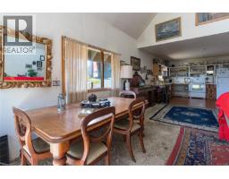 367 Mccurdy Dr, Malahat, BC V0R2L0 Photo 15