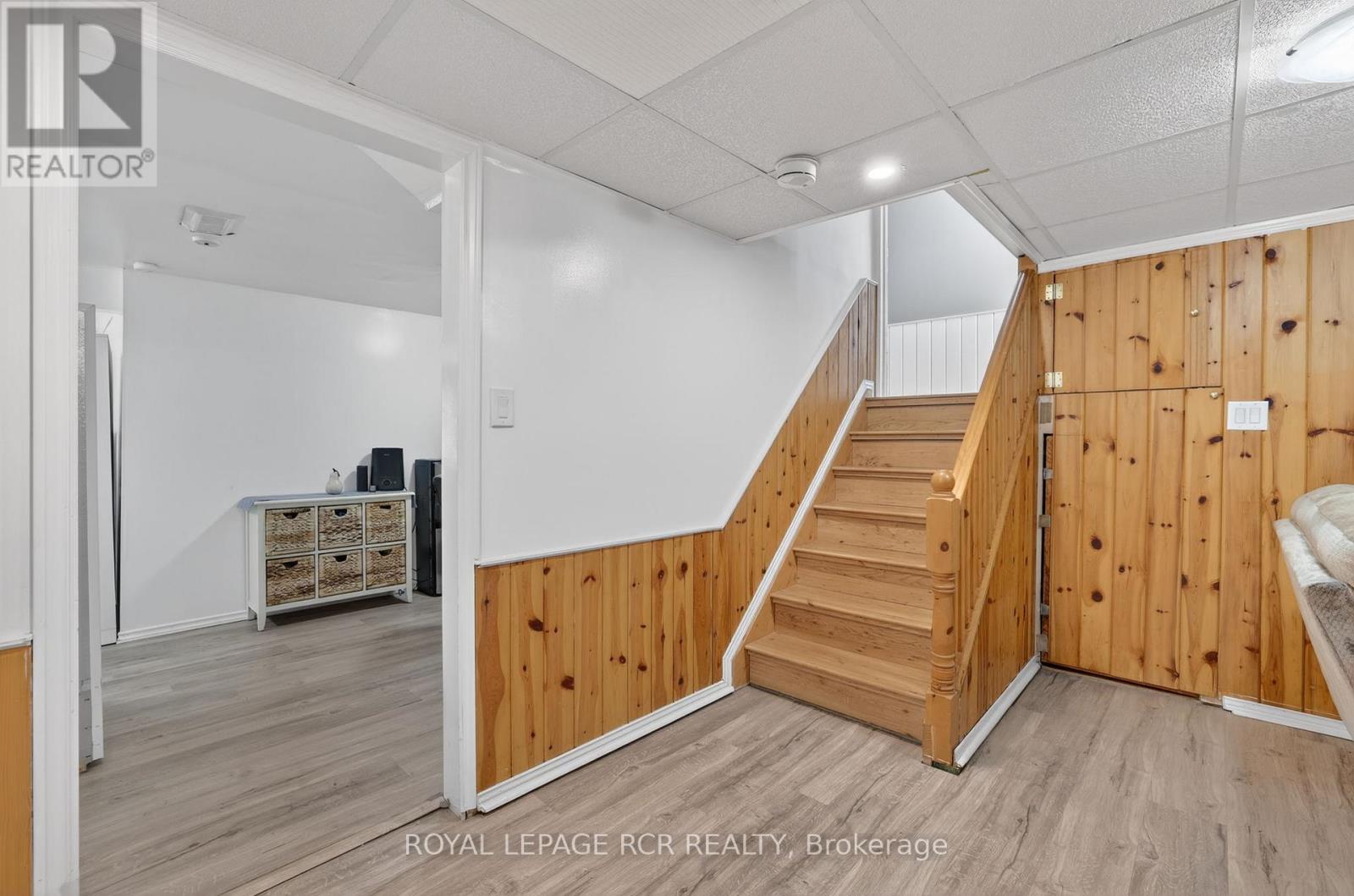 Stairs To Lower Level