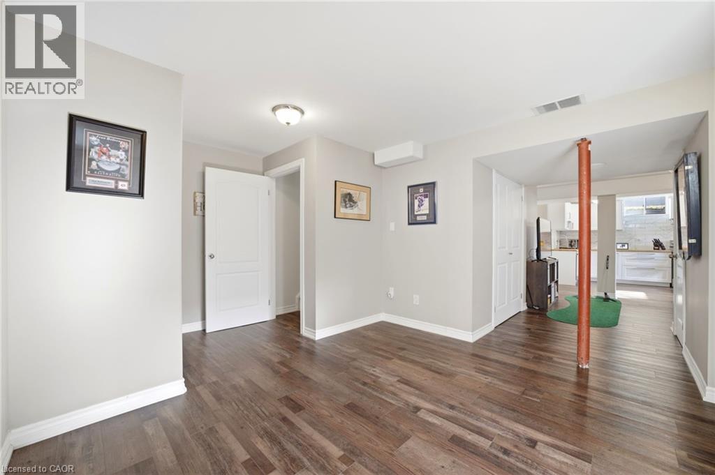 14 FISHER Drive - 25