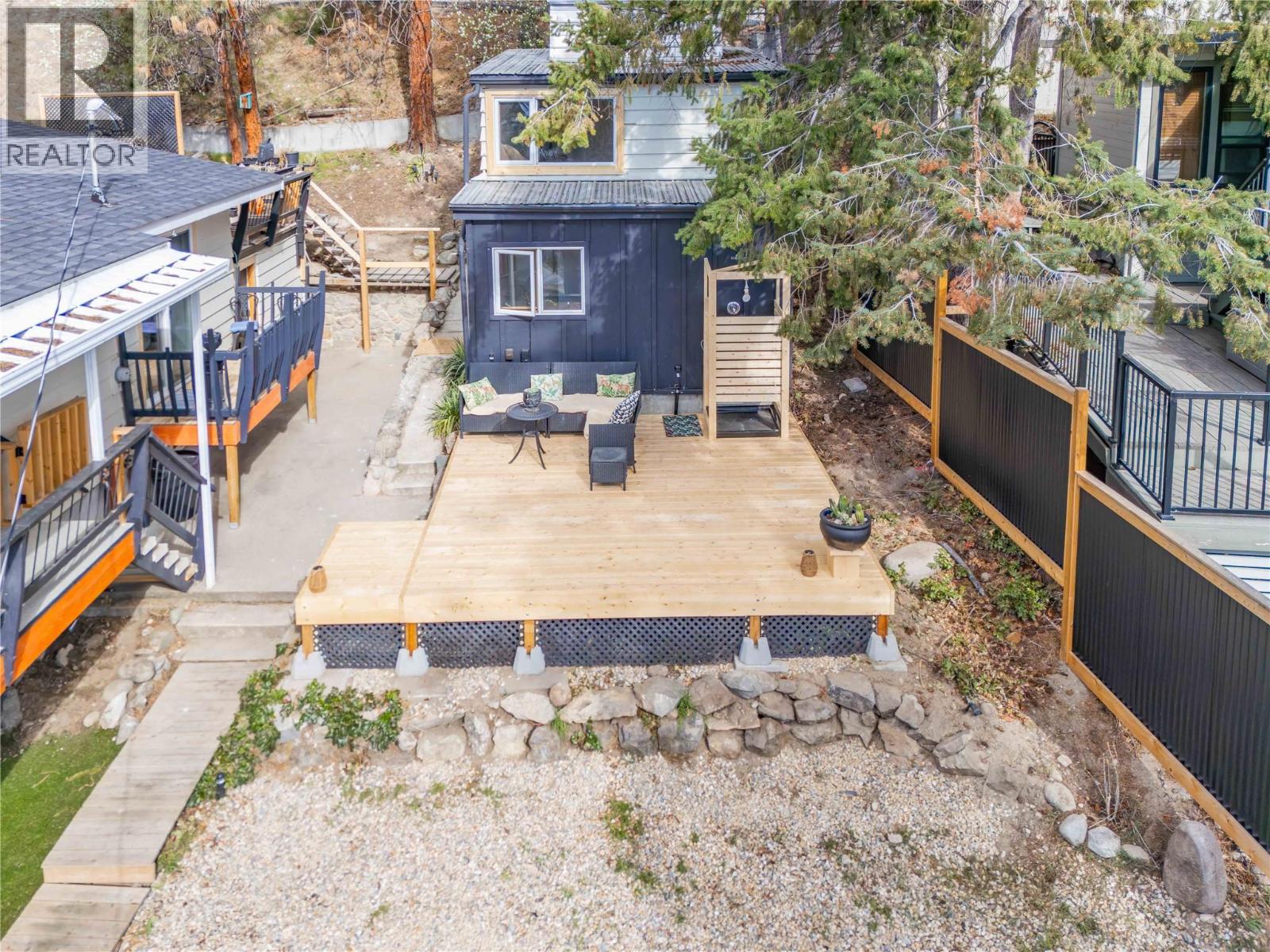 3991 Desert Pines Avenue, Peachland