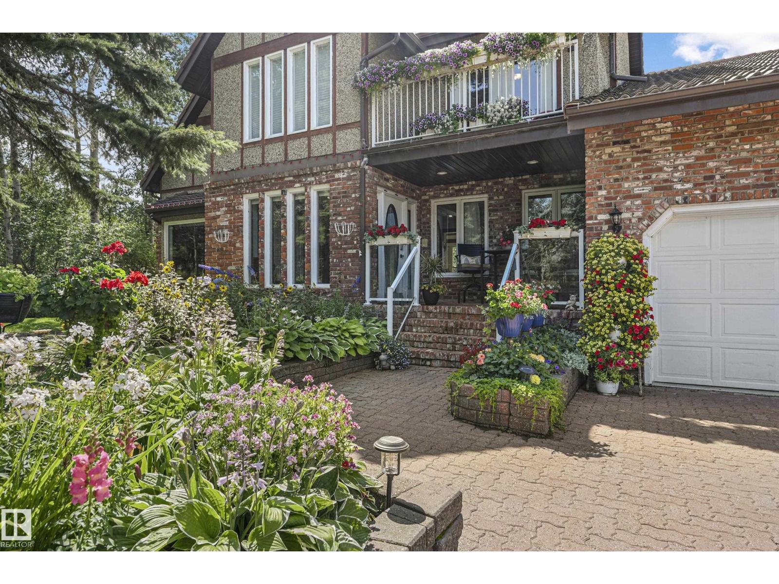 #11-474012 RGE ROAD 242 - 17