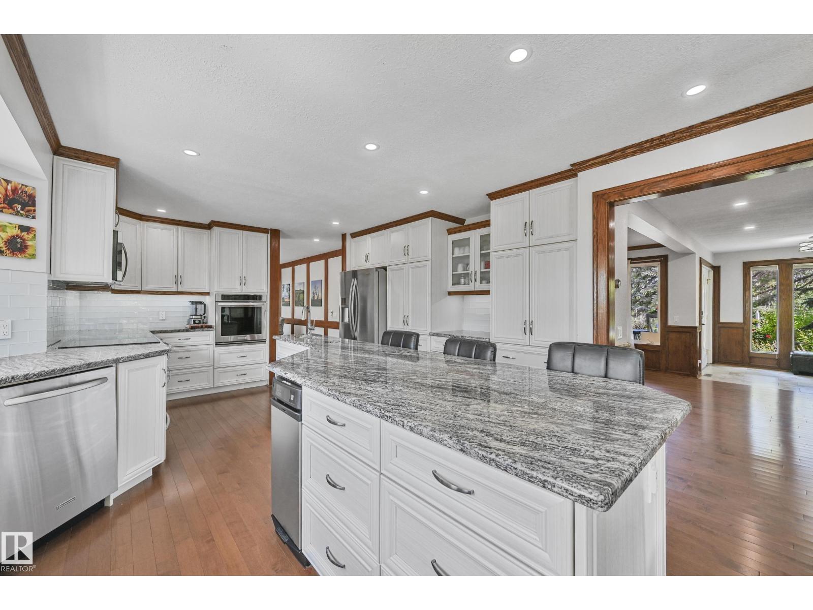 #11-474012 RGE ROAD 242 - 22