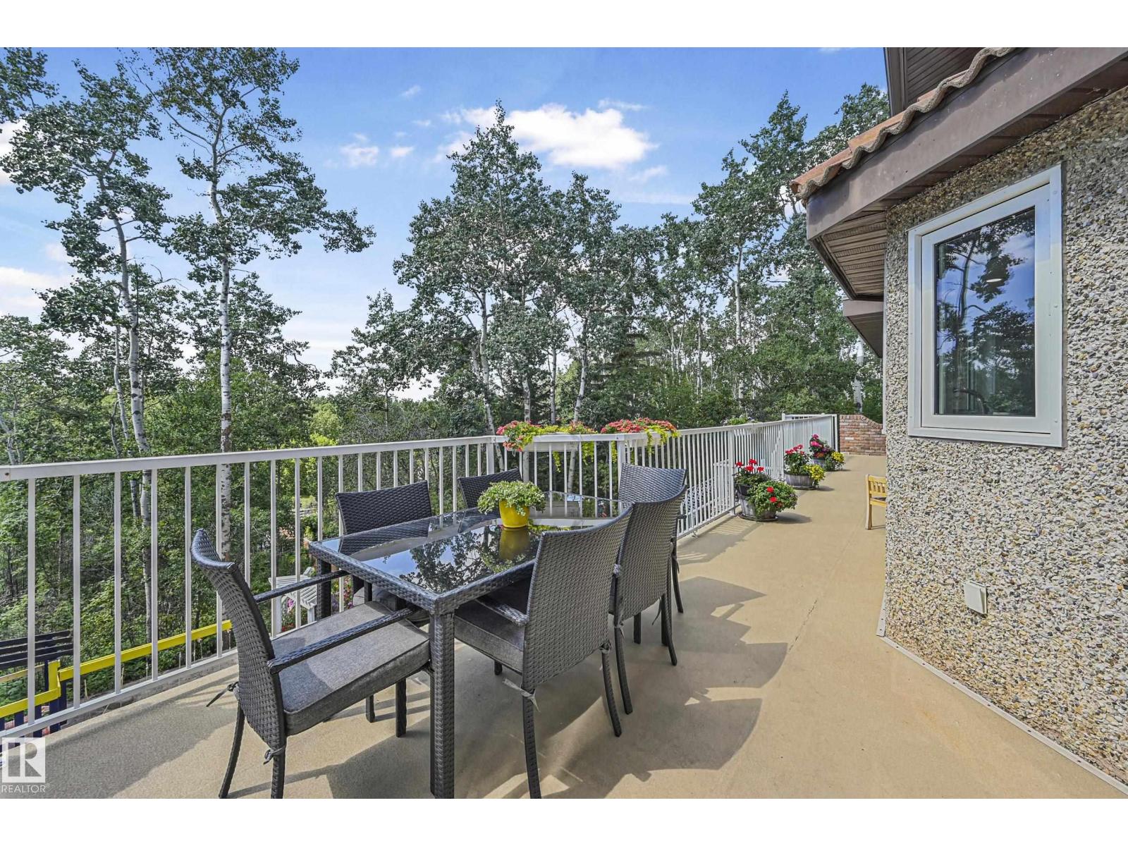 #11-474012 RGE ROAD 242 - 50