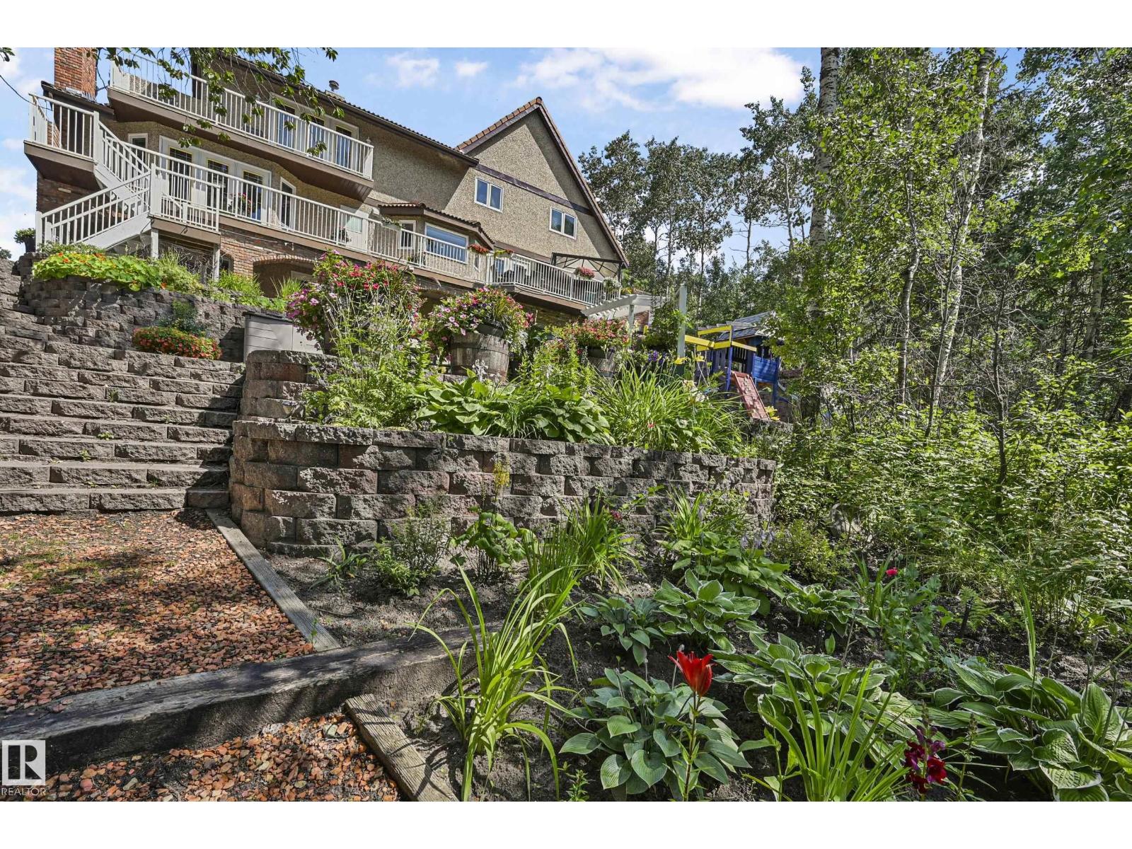#11-474012 RGE ROAD 242 - 62