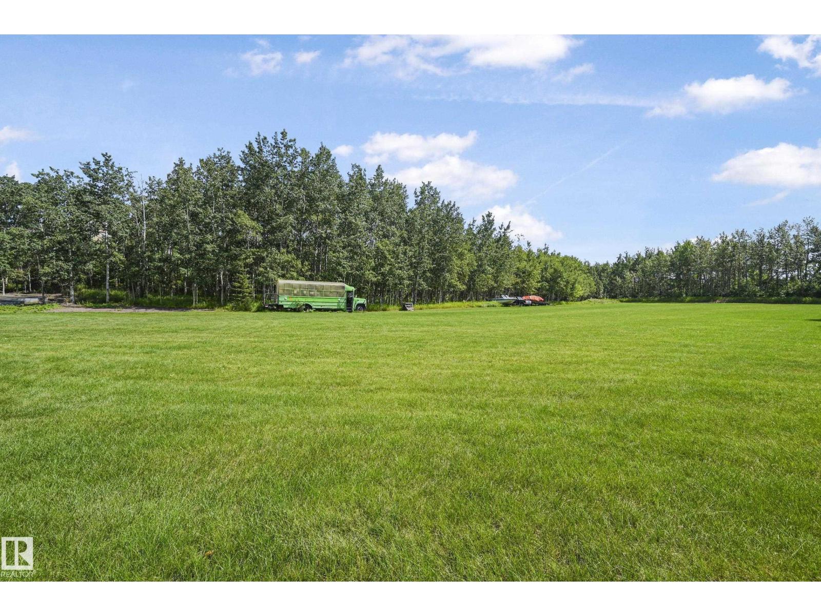 #11-474012 RGE ROAD 242 - 68