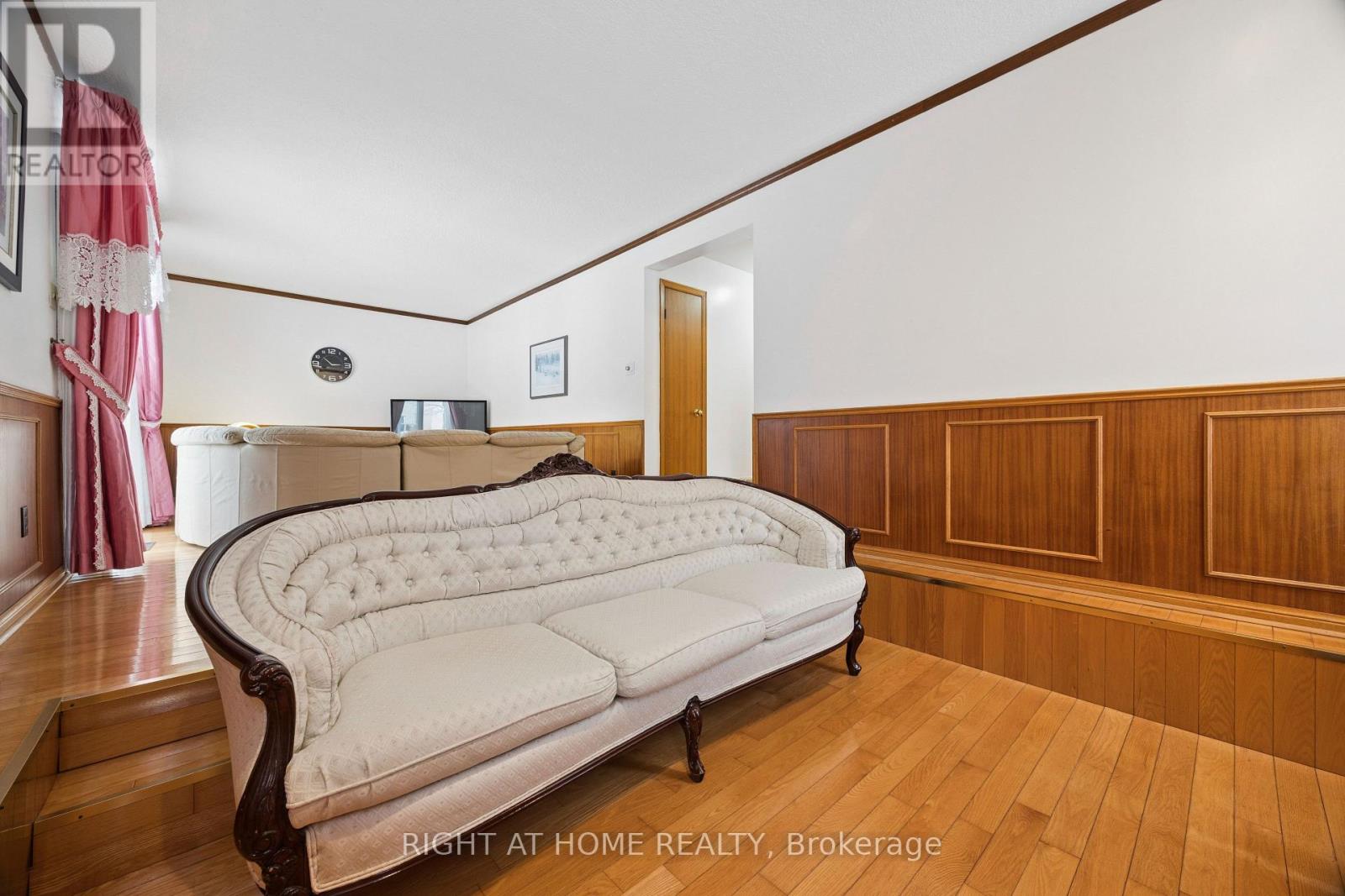 126 HOMESTEAD ROAD - 27