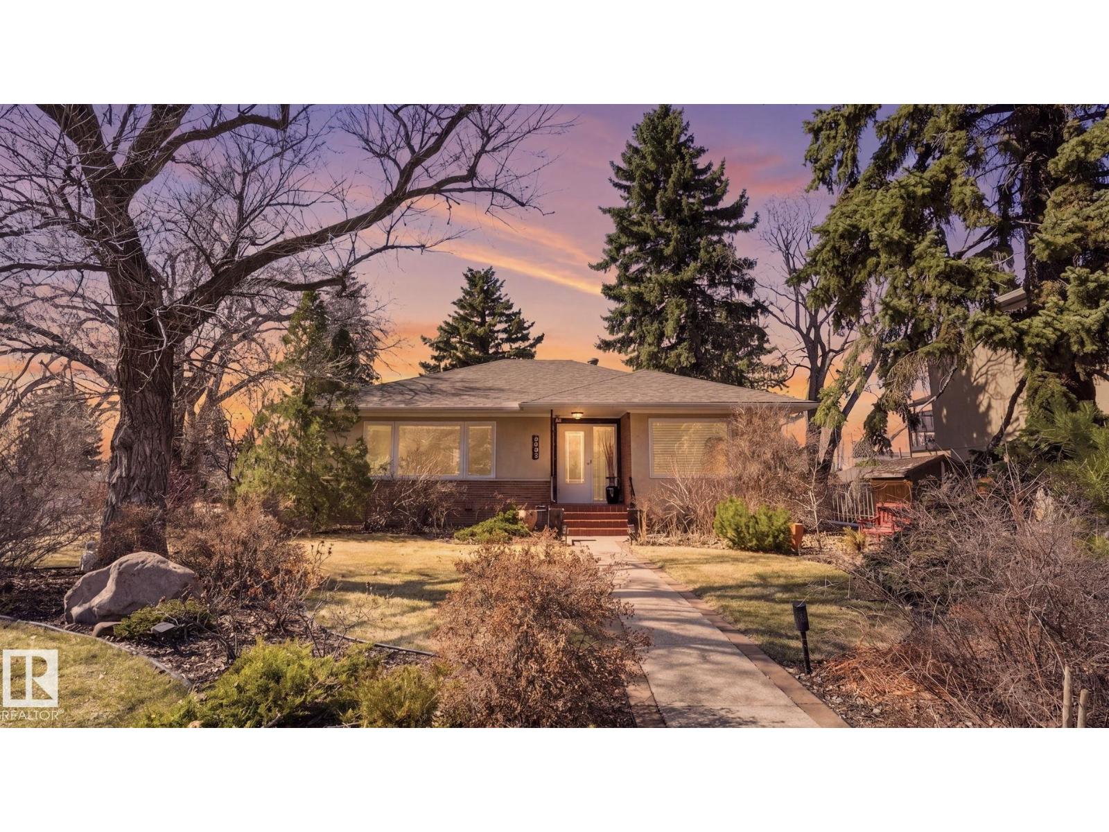 9002 120 ST NW, Edmonton