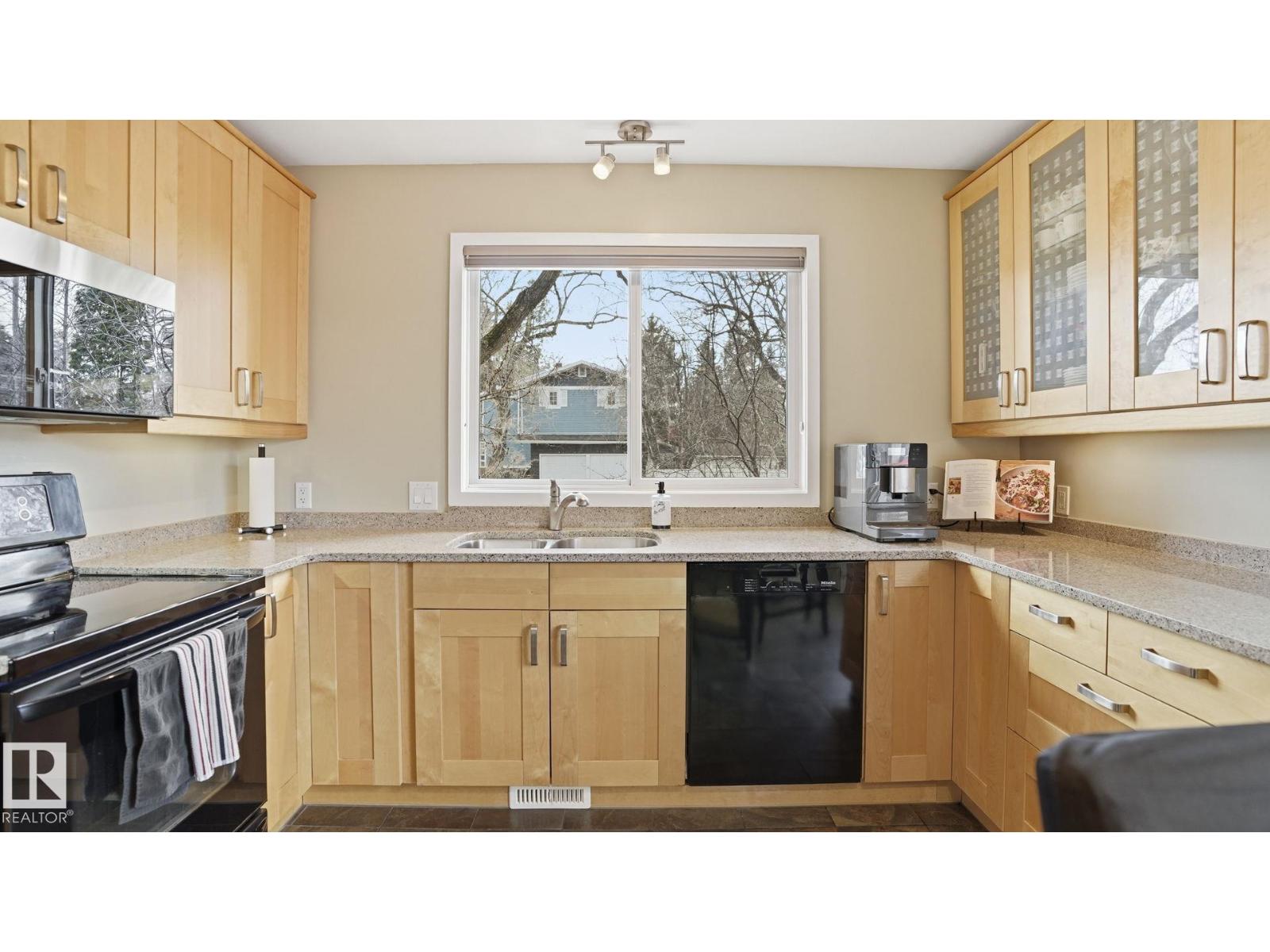 9002 120 ST NW, Edmonton