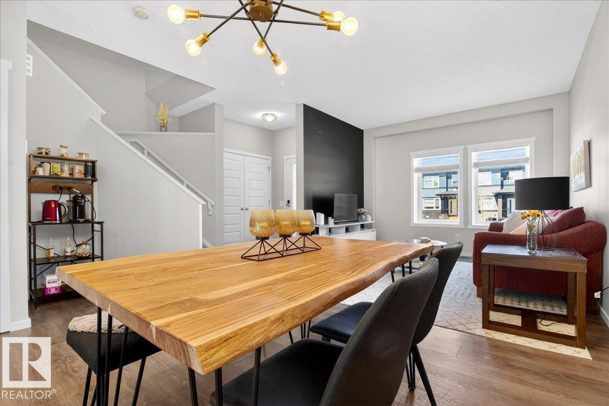 19721 27 AV NW, Edmonton