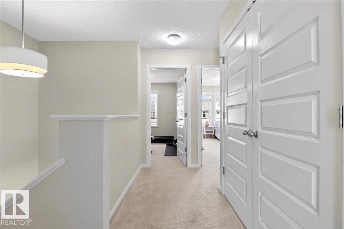 19721 27 AV NW, Edmonton