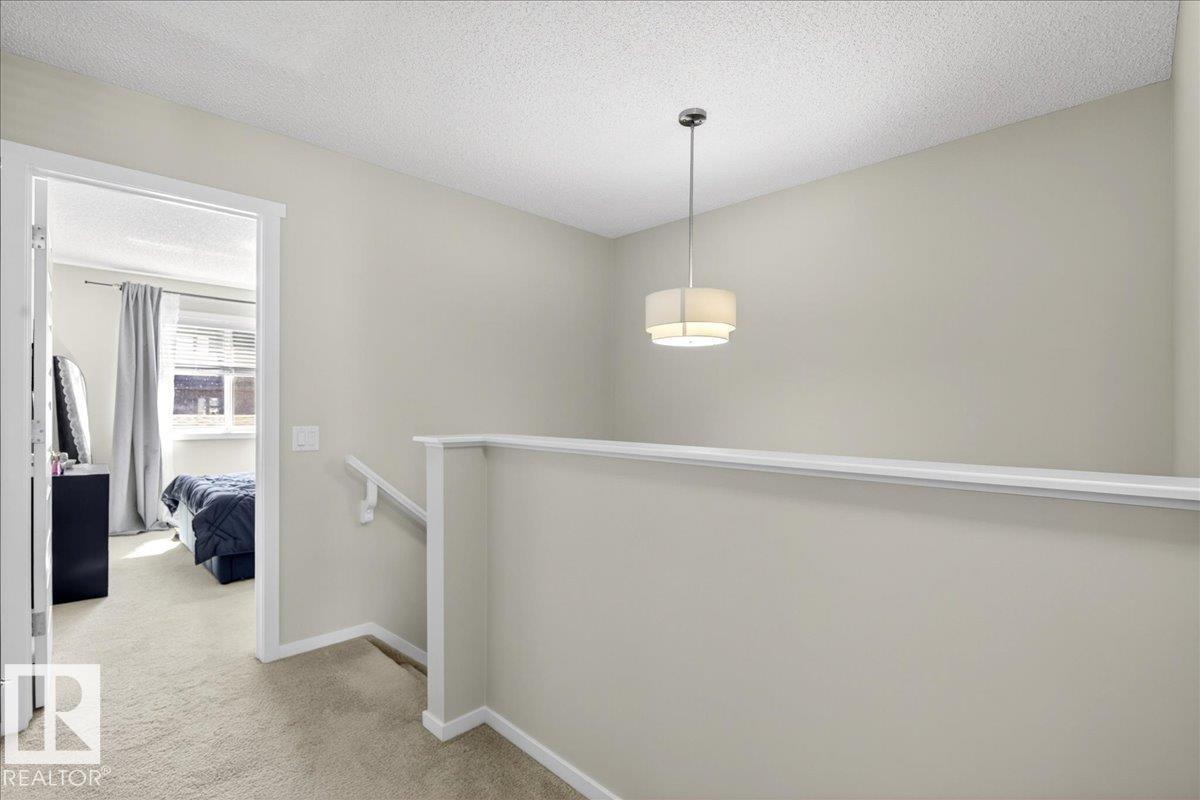 19721 27 AV NW, Edmonton