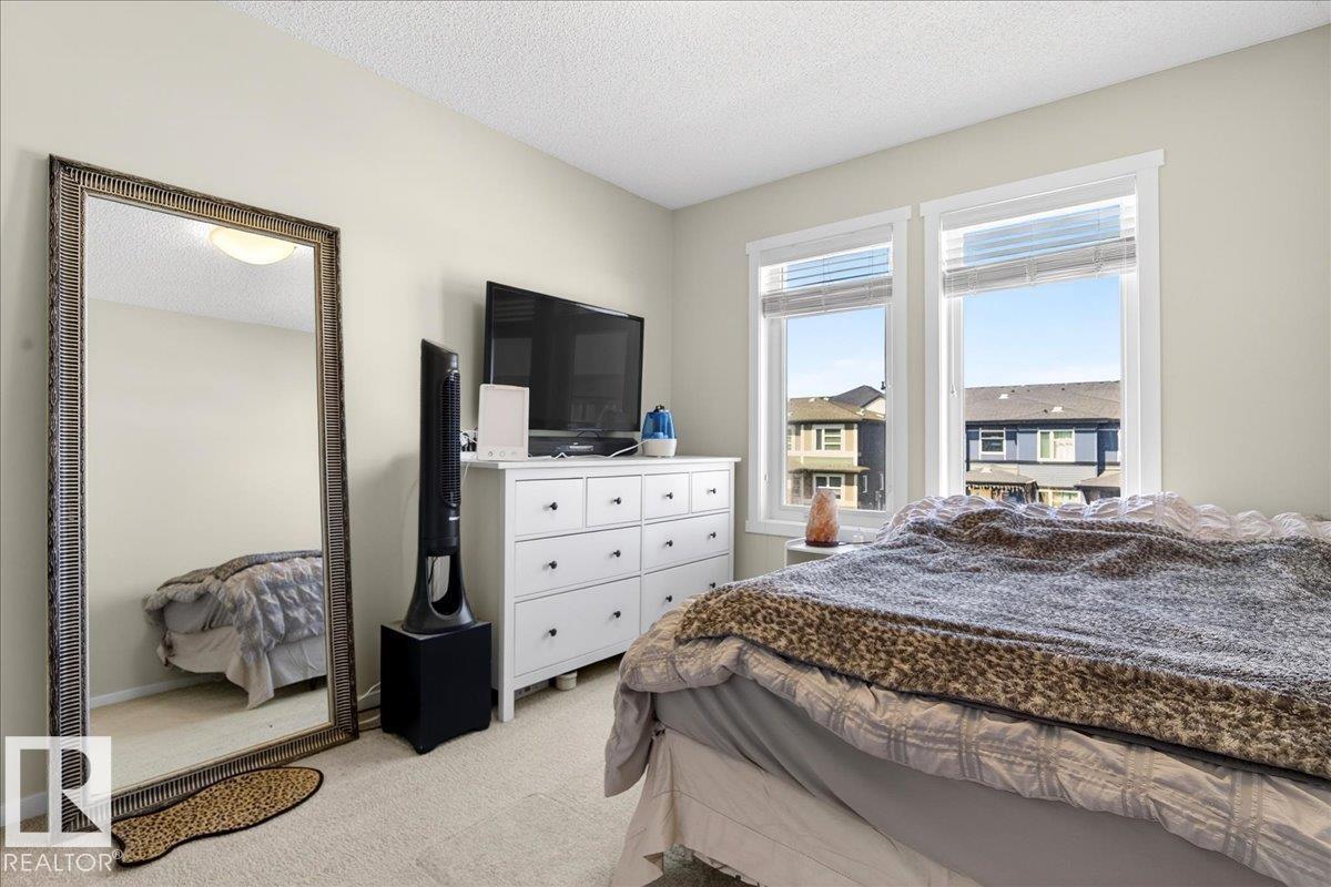 19721 27 AV NW, Edmonton