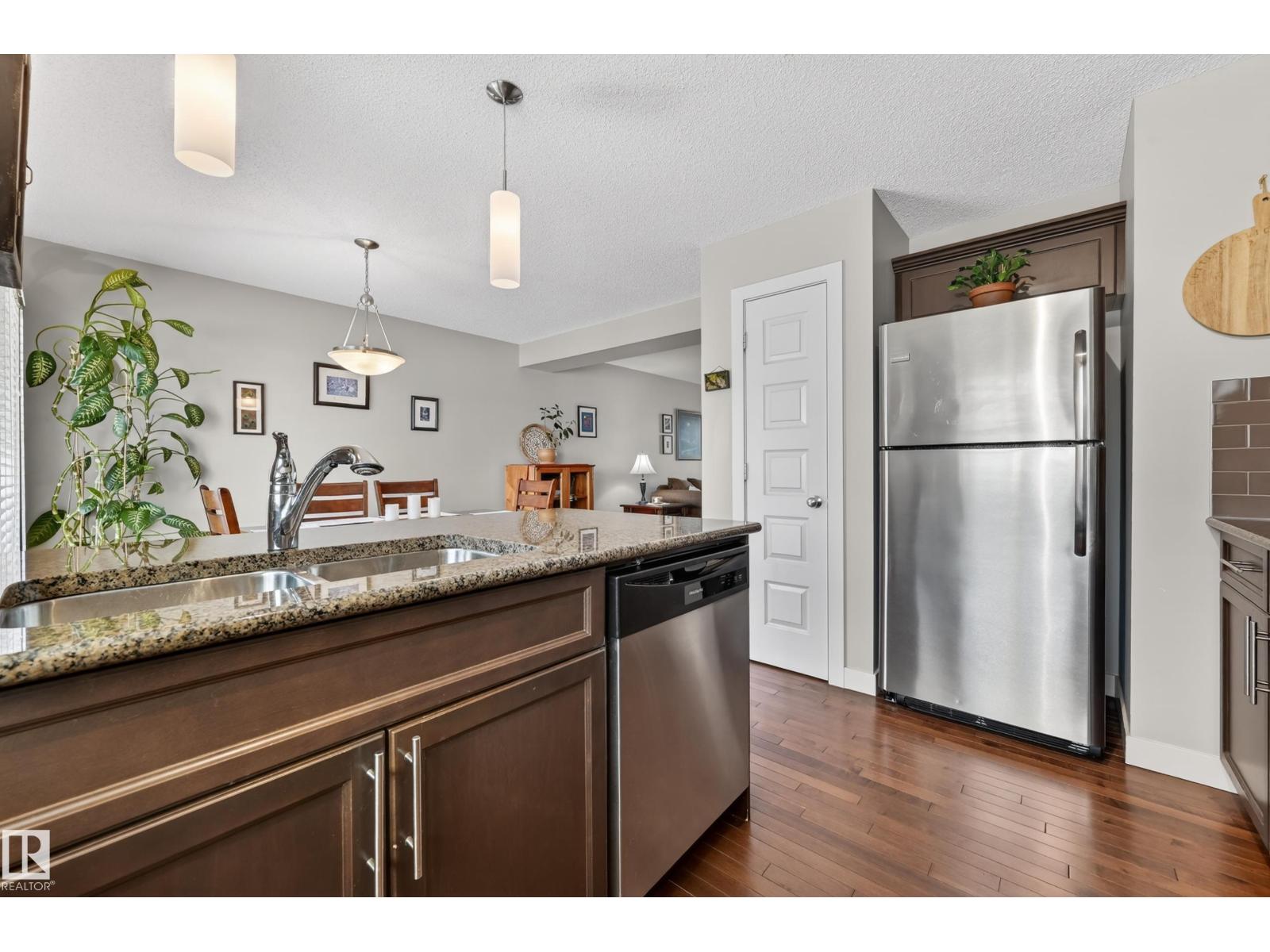 1786 CUNNINGHAM WY SW SW, Edmonton