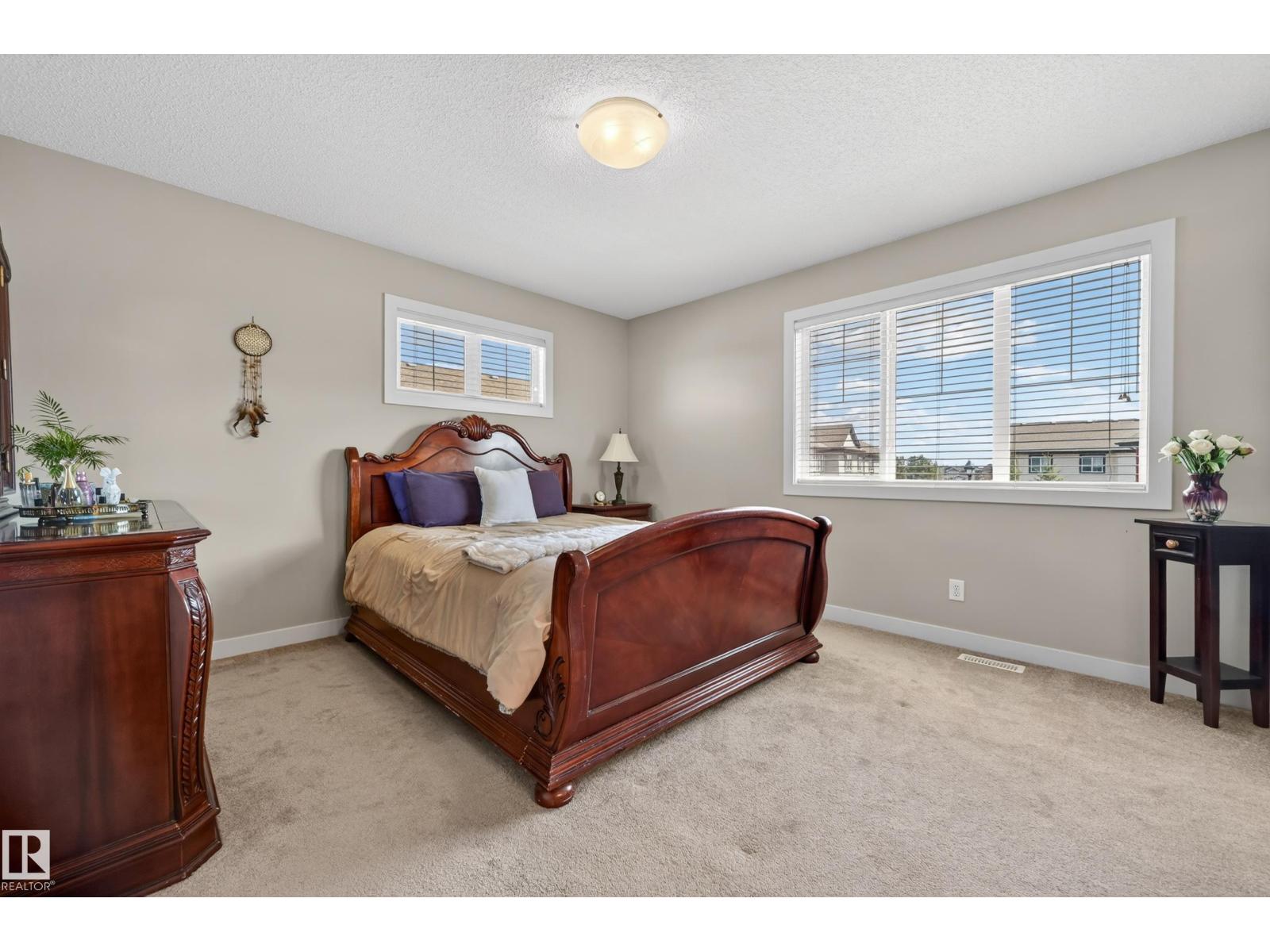 1786 CUNNINGHAM WY SW SW, Edmonton